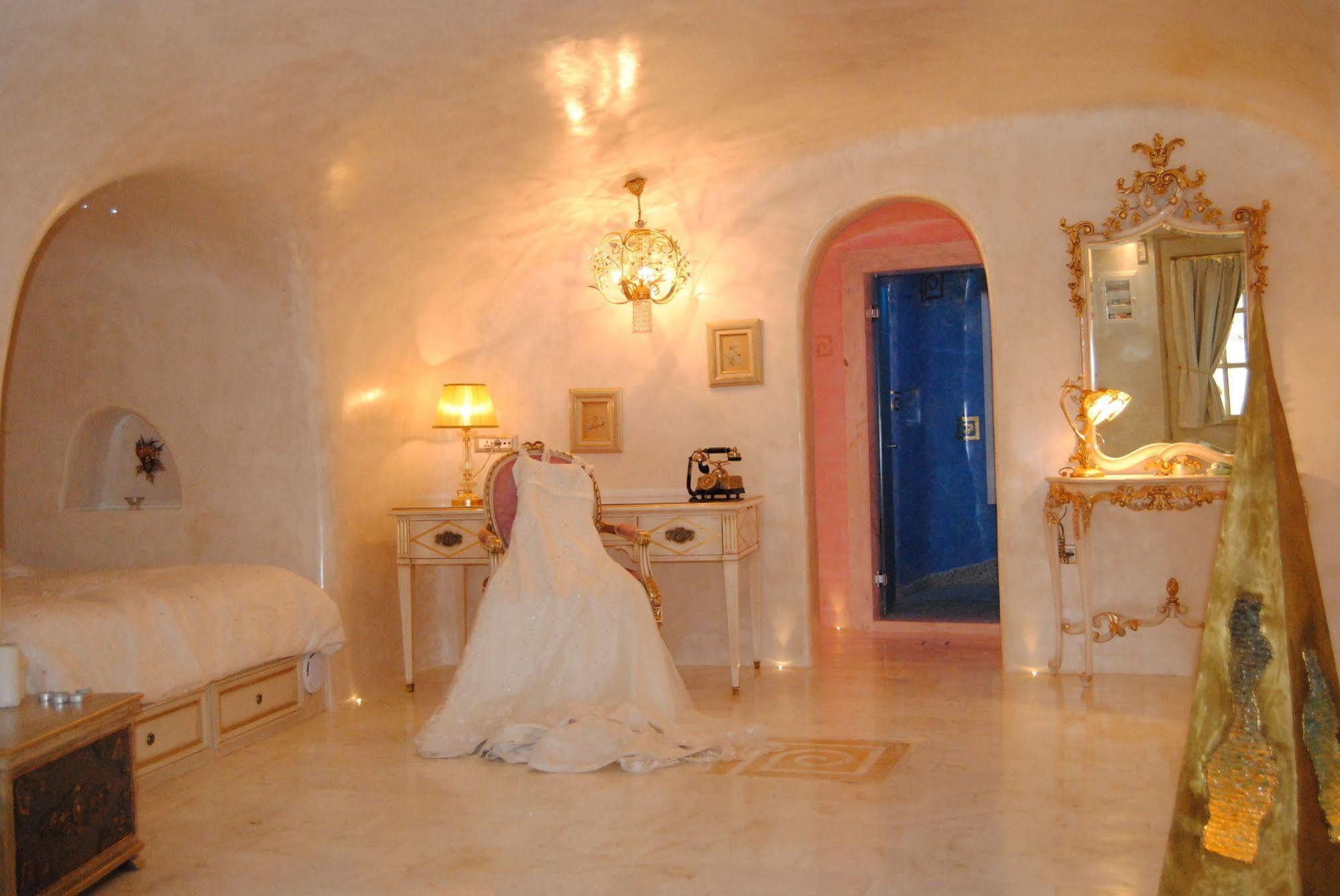 Art Maisons Oia Castle Exterior photo